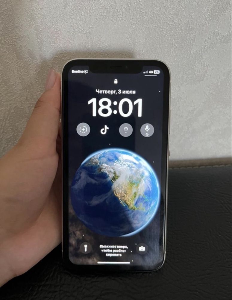 Айфон 11  белый 128гб