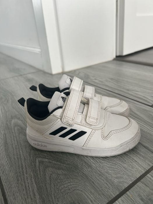 Adidasi Adidas copiii marime 27