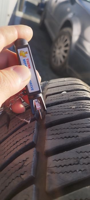 Зимни гуми Гудеар 255/45/19