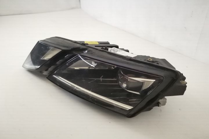 Ляв фар Оригинален Led Повреден Шкода / Skoda Octavia 3 [фейслифт] Ляв