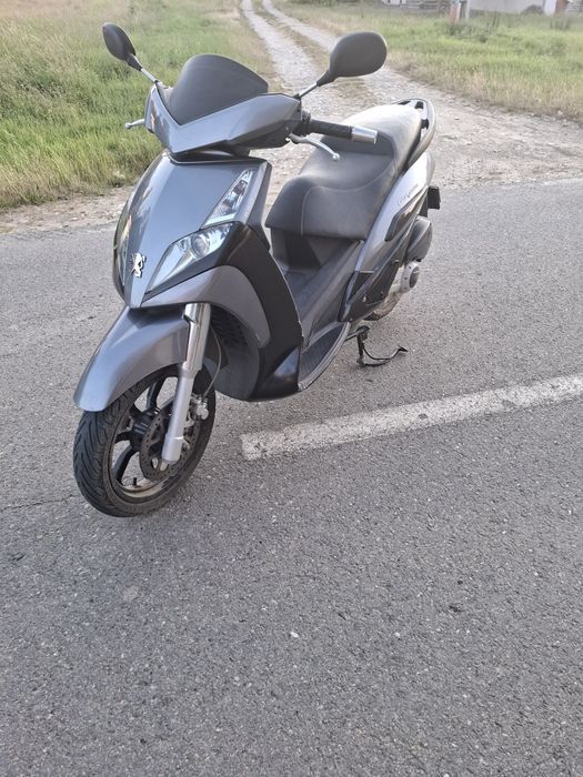 Vând Peugeot geopolis An 2007. Motor 250CC