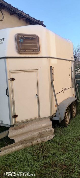 Фургон за 2 коня