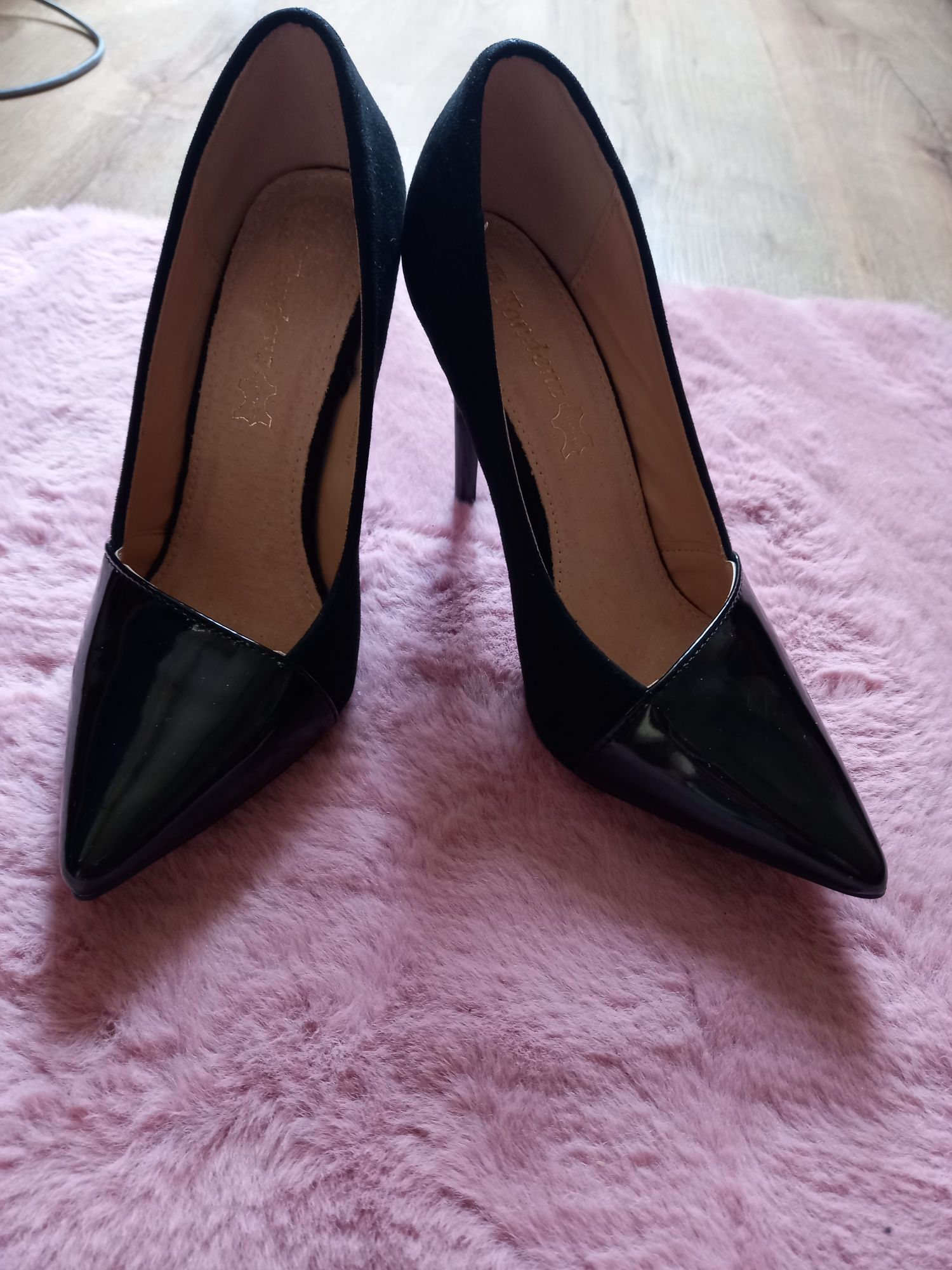 Черни елегантни обувки