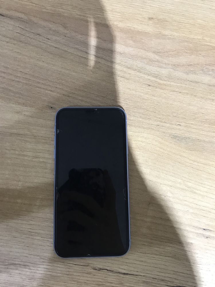 iPhone XR 64GB..