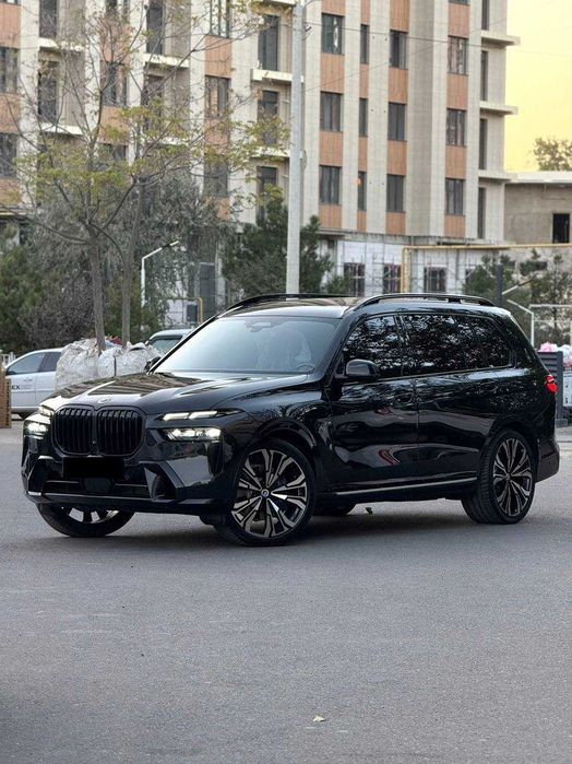 Продается BMW X7 xDrive 40i