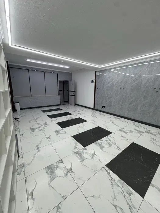 Срочно продается офис мирабад 3.1.4ремонт евро,можно в аренду