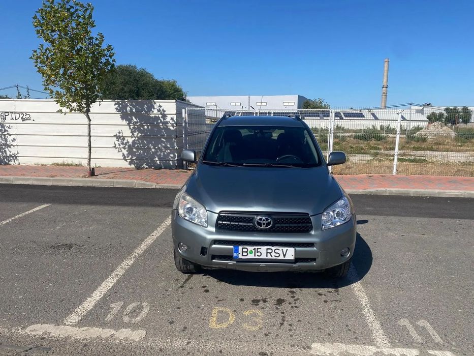 Toyota RAV4 Stare buna,baterie noua,bujii schimbate