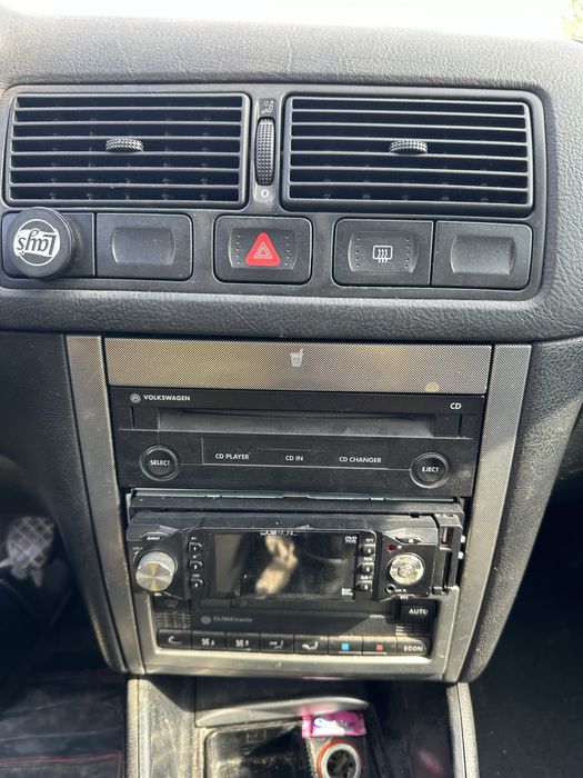 Dezmembrez Golf 4 1.6 16V