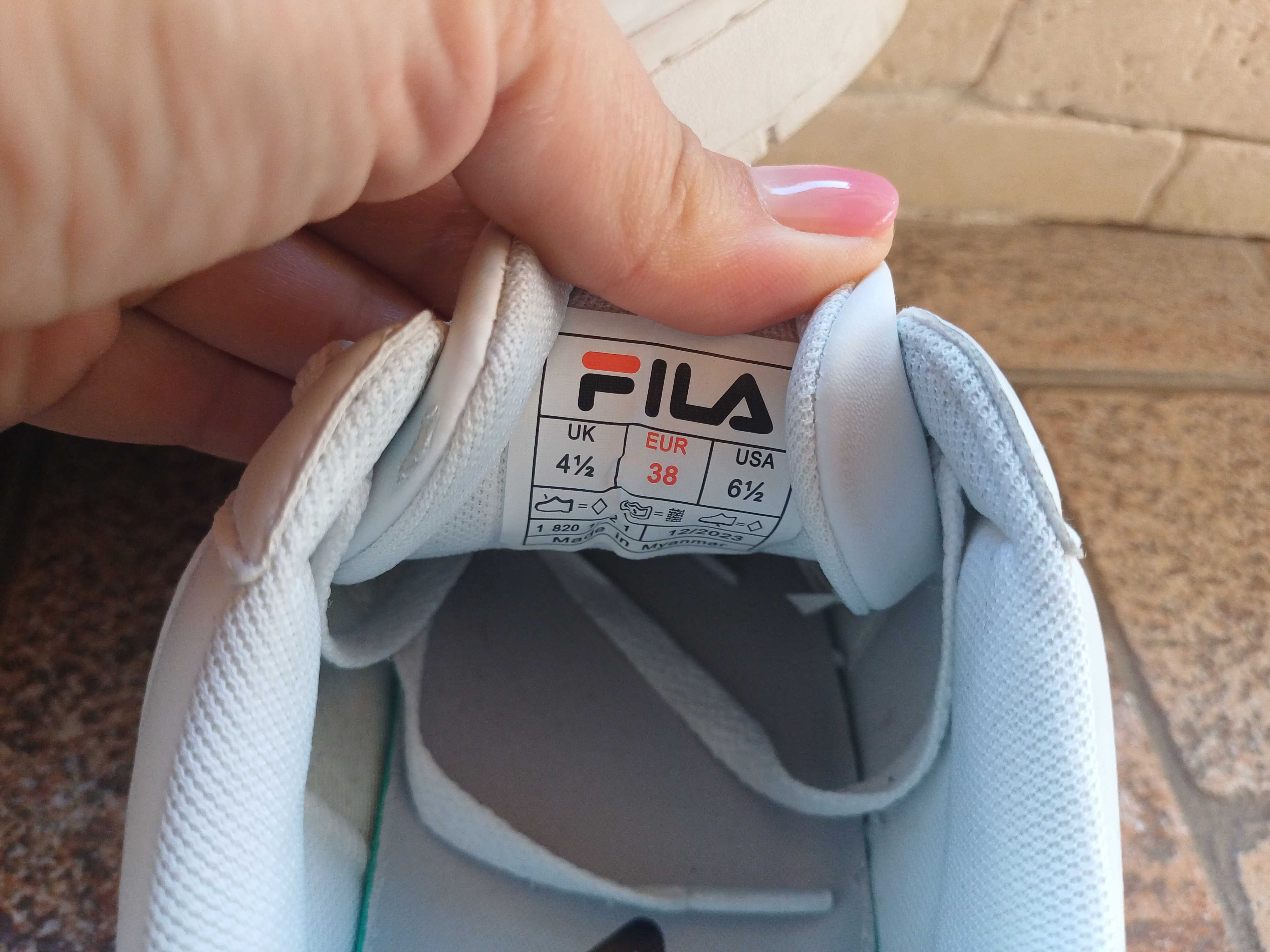 Дамски Кецове Fila