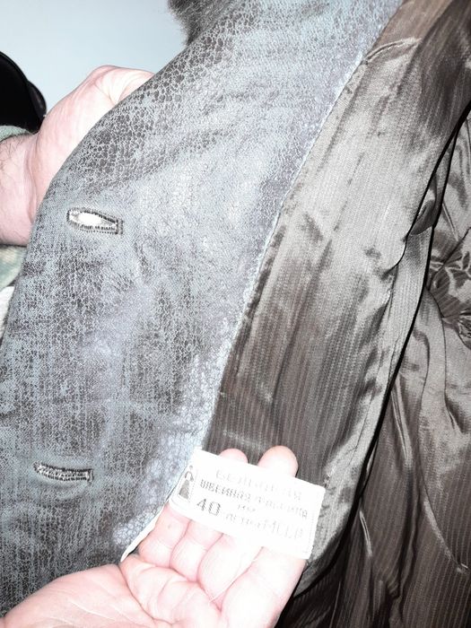 Vând Geaca (bărbați)și Haina din blana naturala (Dama)