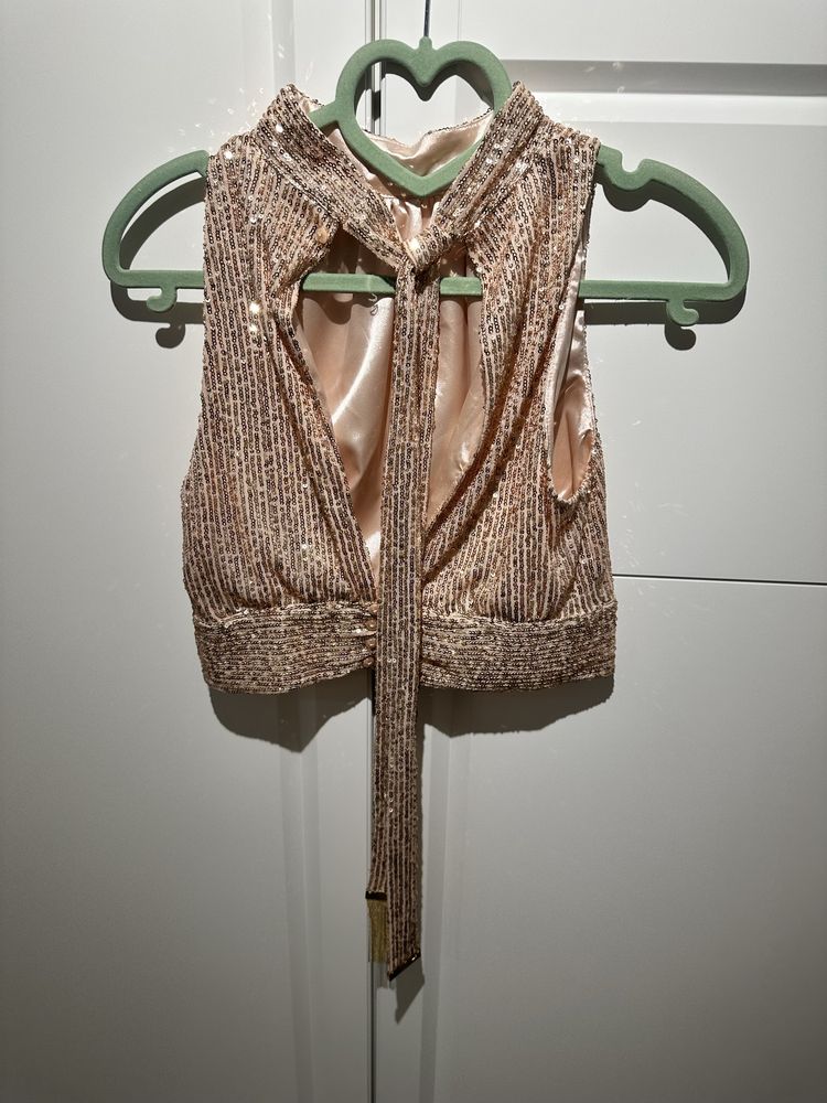 Ново бюстие Elisabetta Franchi