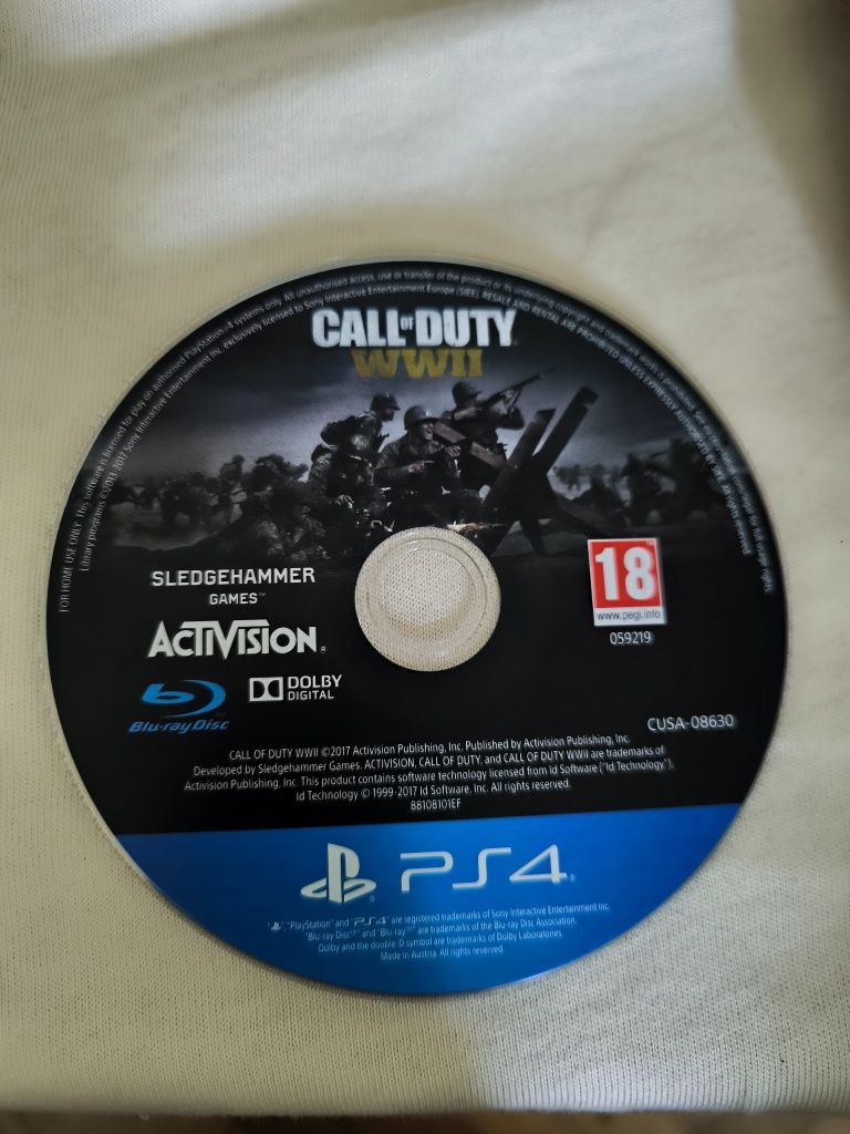 Продавам Call of Duty WWII PS4