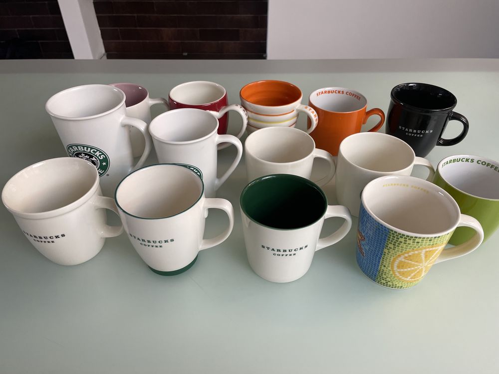 Чашки кофейные 13 штук Starbucks, контейнеры, бутыль Германия
