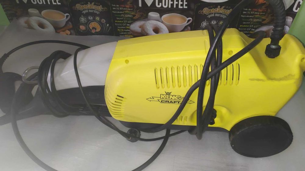 Водоструйка 2,1KW МОЩНА Италианска ОТЛИЧНО Работеща