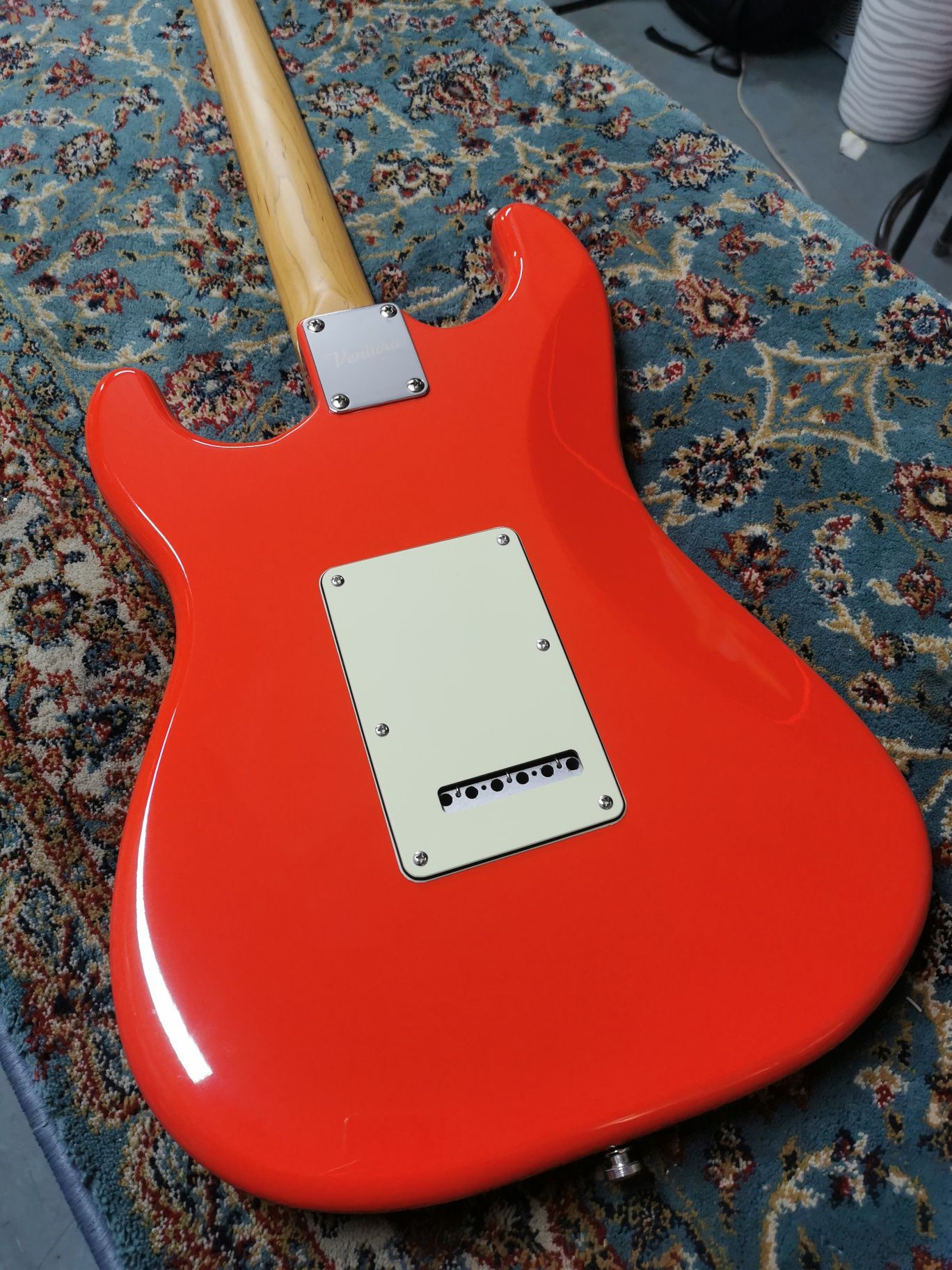 Agedman Stratocaster Fiesta Red (mollo) электрогитара