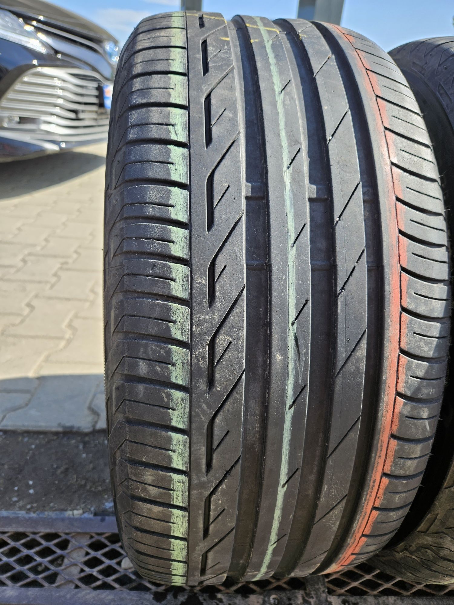 Vând anvelope vară 225/50r16 BRIDGESTONE