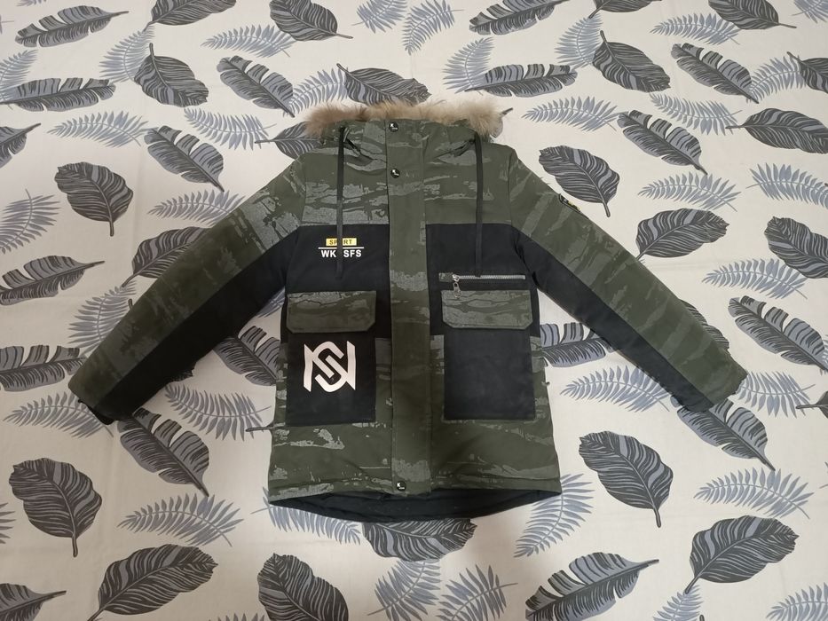 Срочно продам детскую куртку