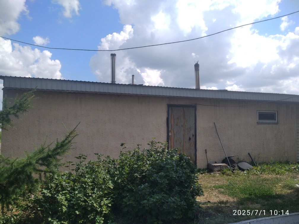 Продается коттедж на берегу озера
