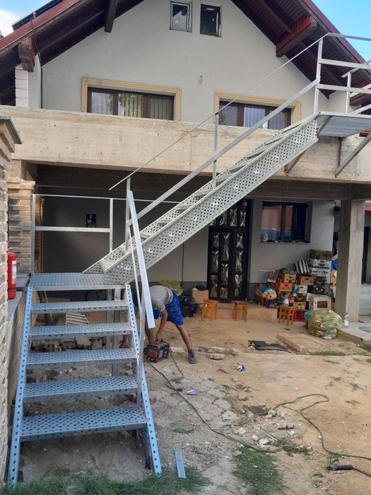Scări metalice galvanizate la orice demisiune asiguram transport ori u