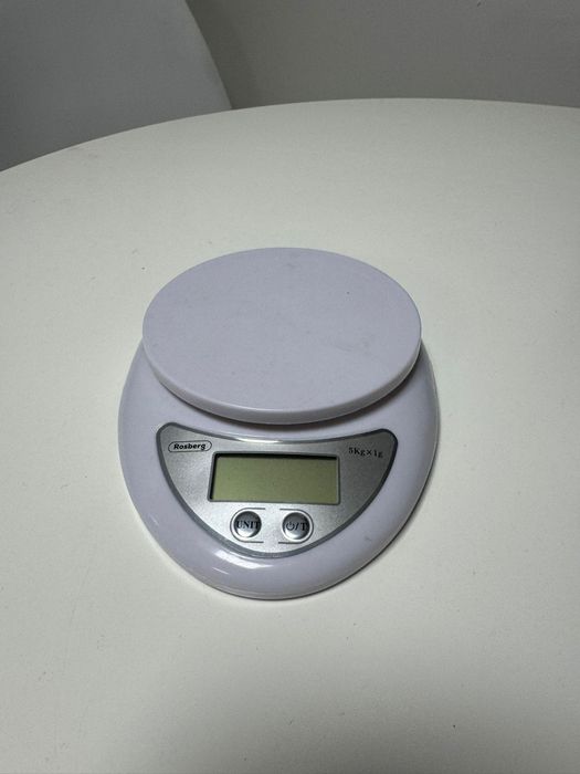 Дигитална кухненска везна Rosberg с купа