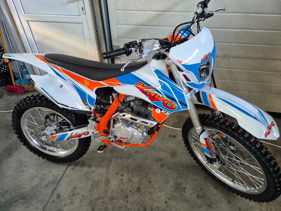 Motocicleta cross enduro Kayo K2 250CC 4T (ROTI 21" - 18")