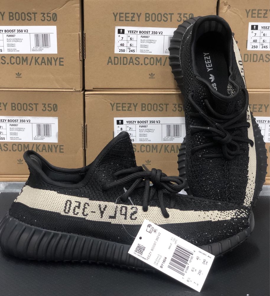 Yeezy Boost 350 V2 Core Black Core White Oreo Yeezy 350 V2 Oreo Black