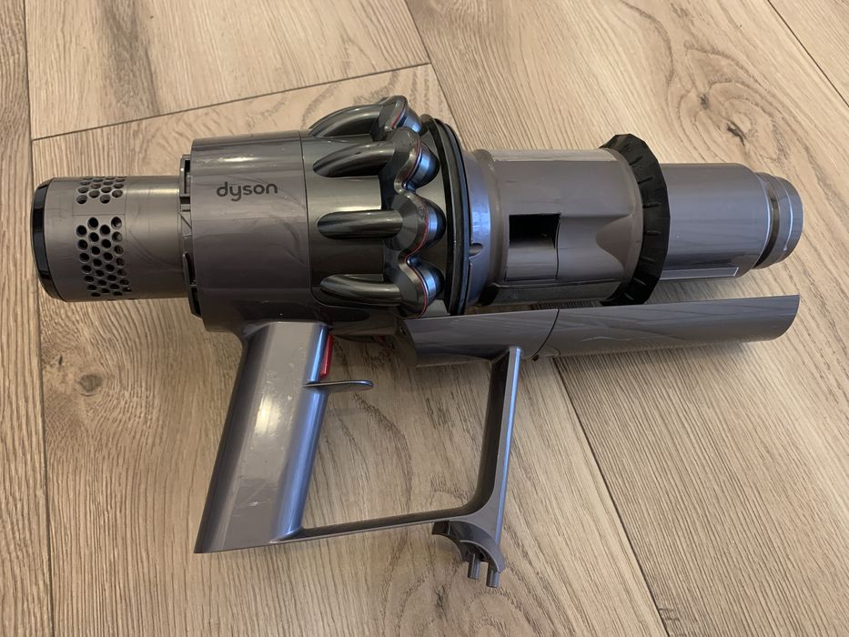 Dyson V11 SV14 - garantie 3 luni