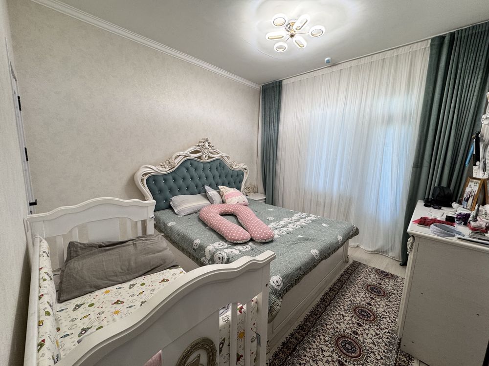 Продаю свою квартиру в Олмос