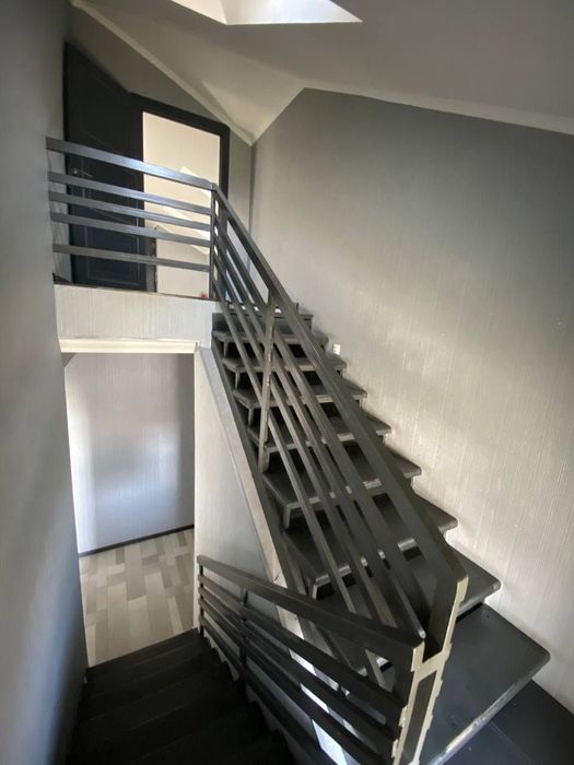 Аренда двух уровнего офиса Ц6