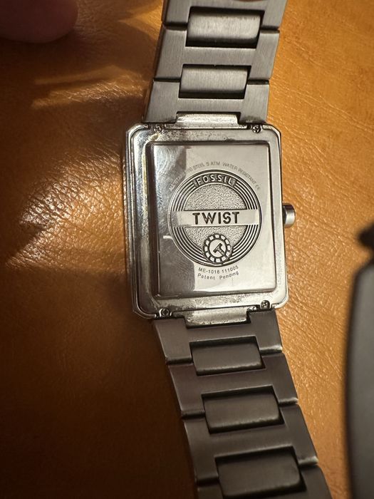 Ceas Fossil Twist