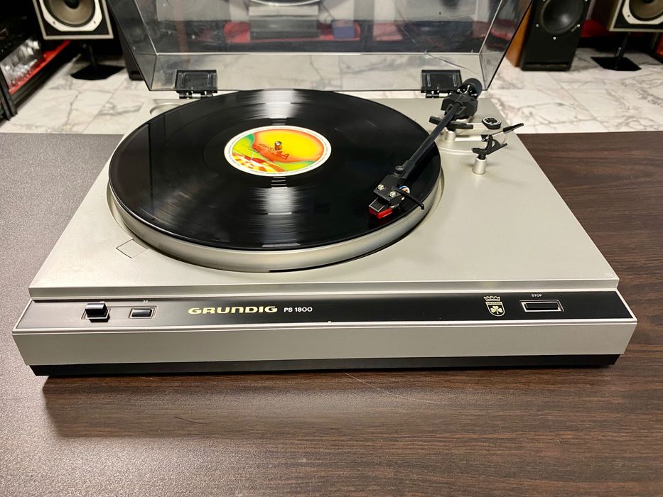 Vintage грамофон Grundig