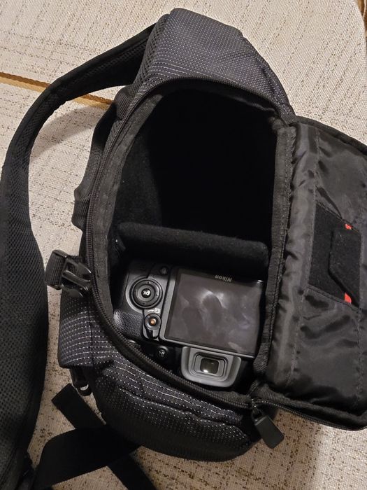 Geantă pentru cameră DSLR
