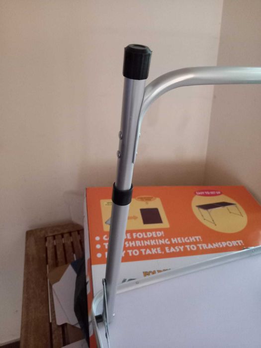 Masa plianta aluminiu, 4 scaune.  Produs nou!