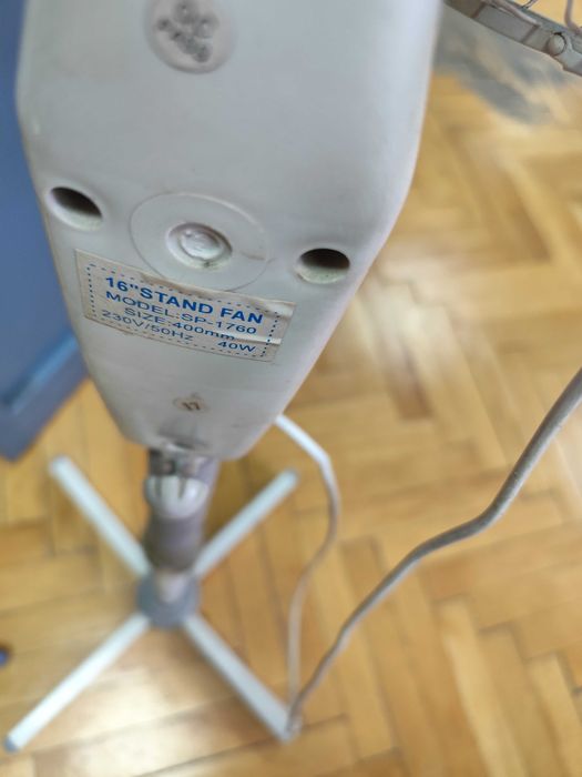 Продавам три броя вентилатори