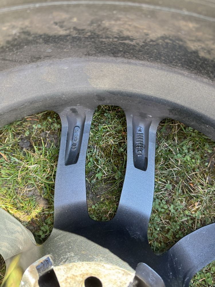 Джанти с гуми 19” 5х112 66.5 с гуми 245 45 19 за Mercedes Bmw Audi