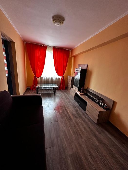 Vand apartament Plopeni