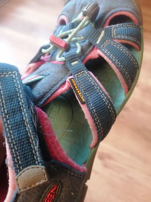 Sandale Keen Waterproof nort face teva nike salomon vaude dama fete