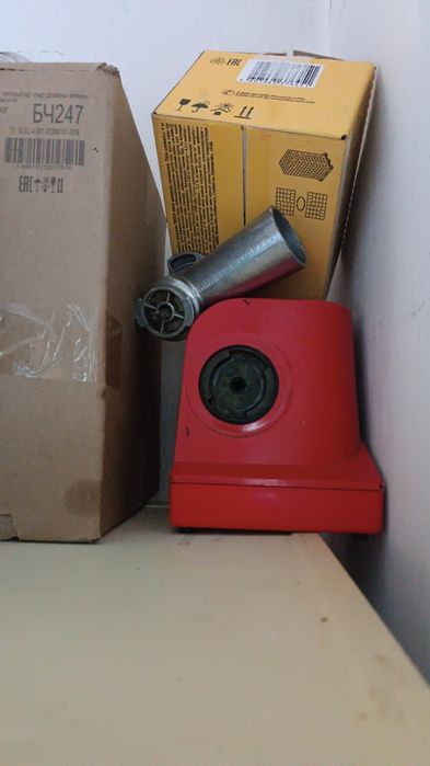 Продам мясорубку Южанка СССР