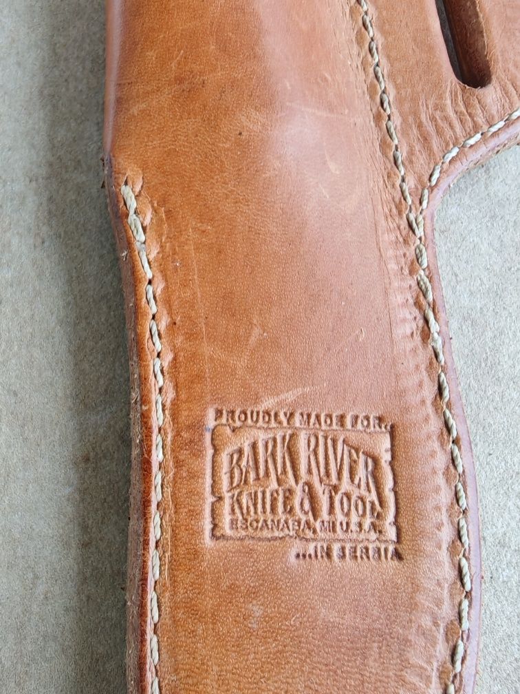 Продавам нож bark river WOLF RIVER SKINNER,
