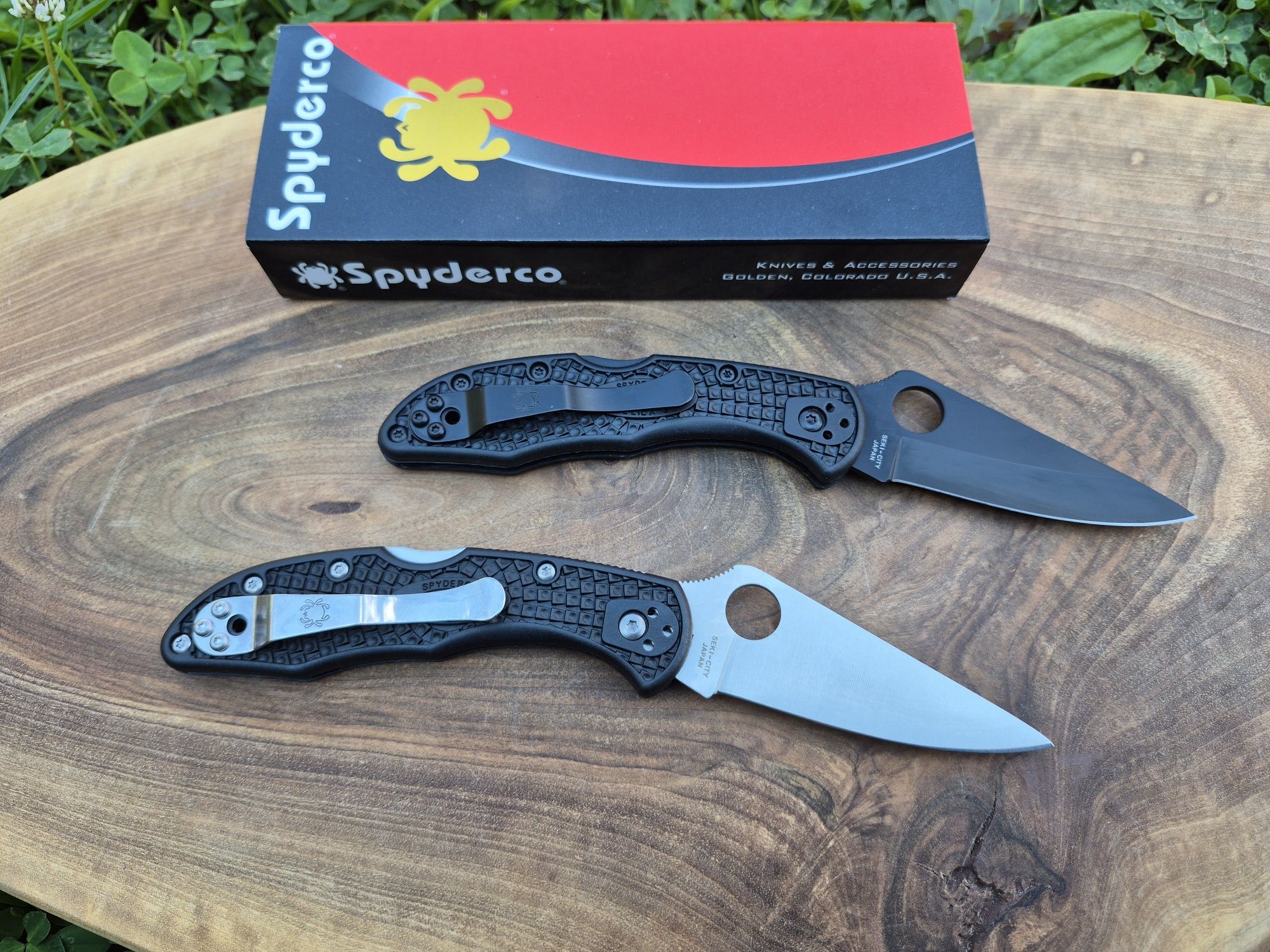 Сгъваем джобен нож Spyderco Delica 4,два цвята