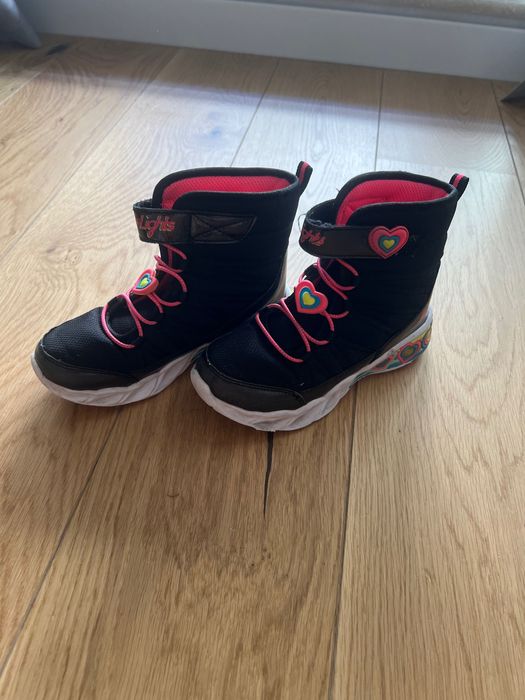 Ghete Sketchers masura 31