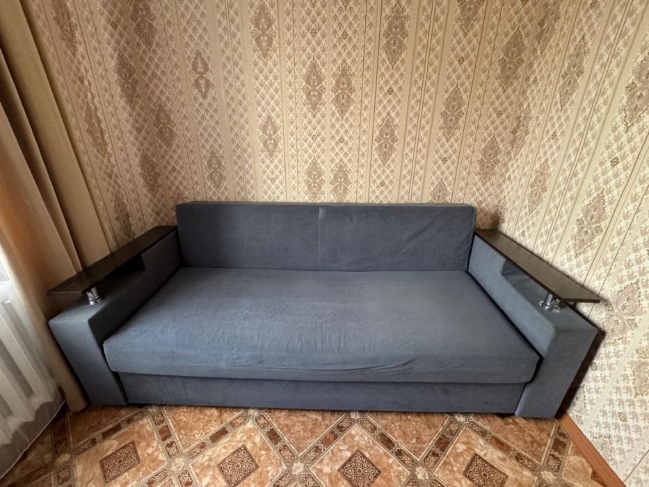 Продам диван 2 на 140
