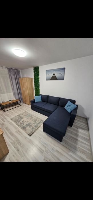 Inchiriez garsoniera in Navodari