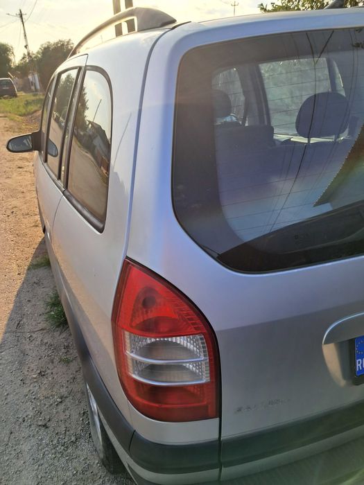 Opel zafira de vânzare