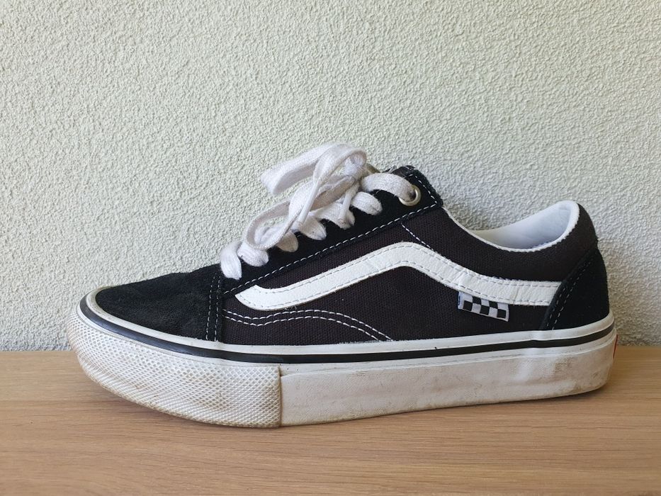Vans skateboarding negrii