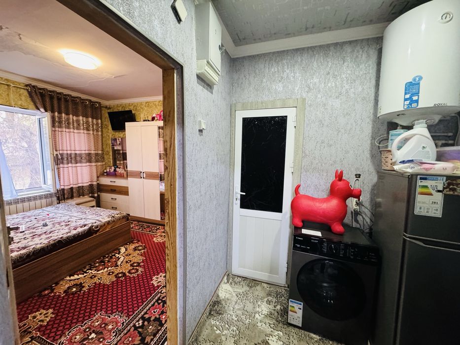 Шахар марказидан квартира сотилади