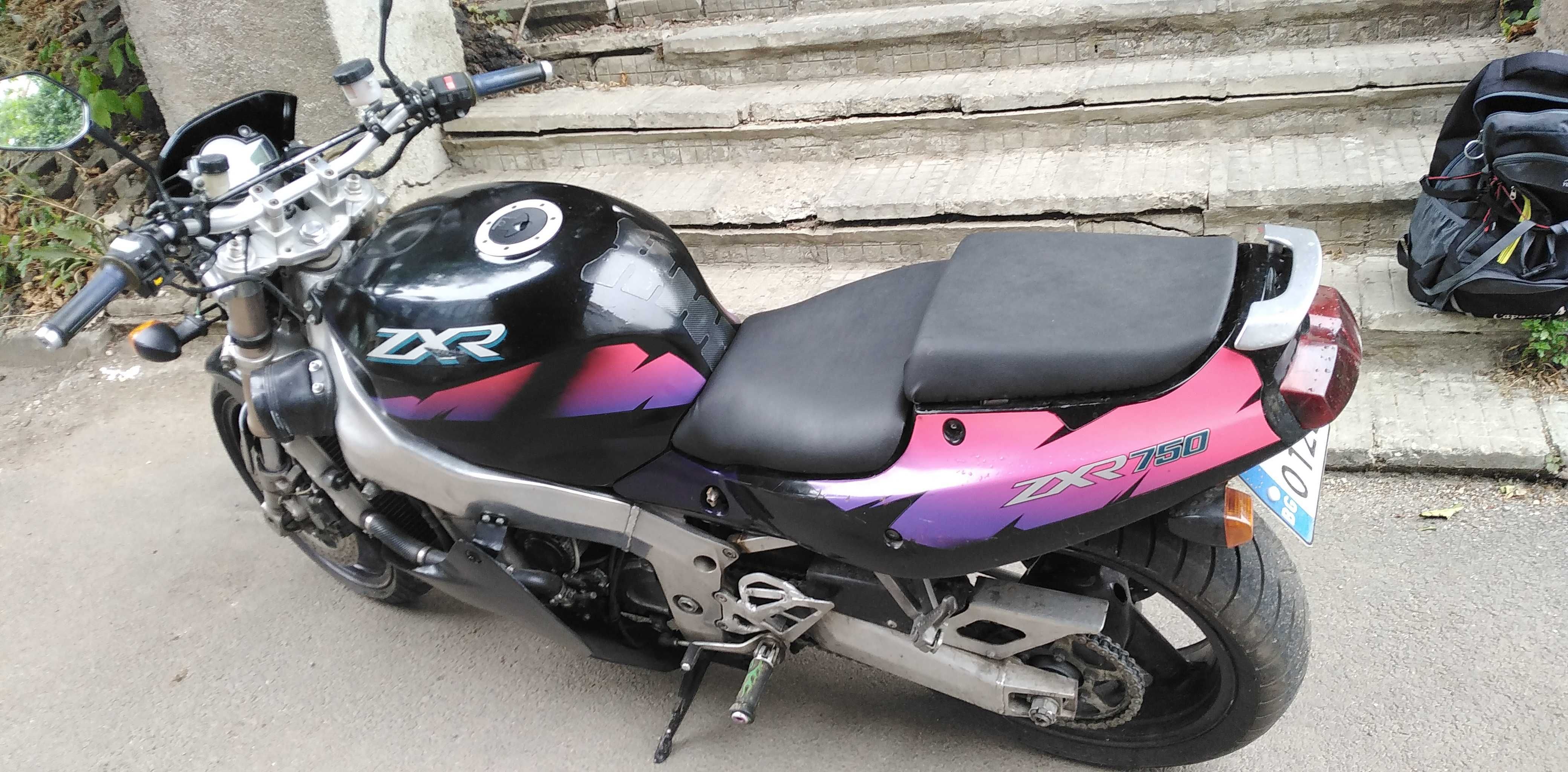 Kawasaki ZXR 750
