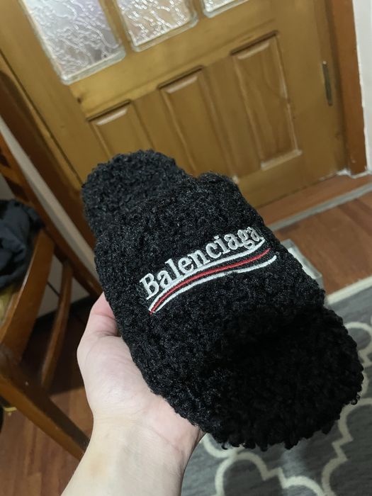 Balenciaga Furry Slide Black