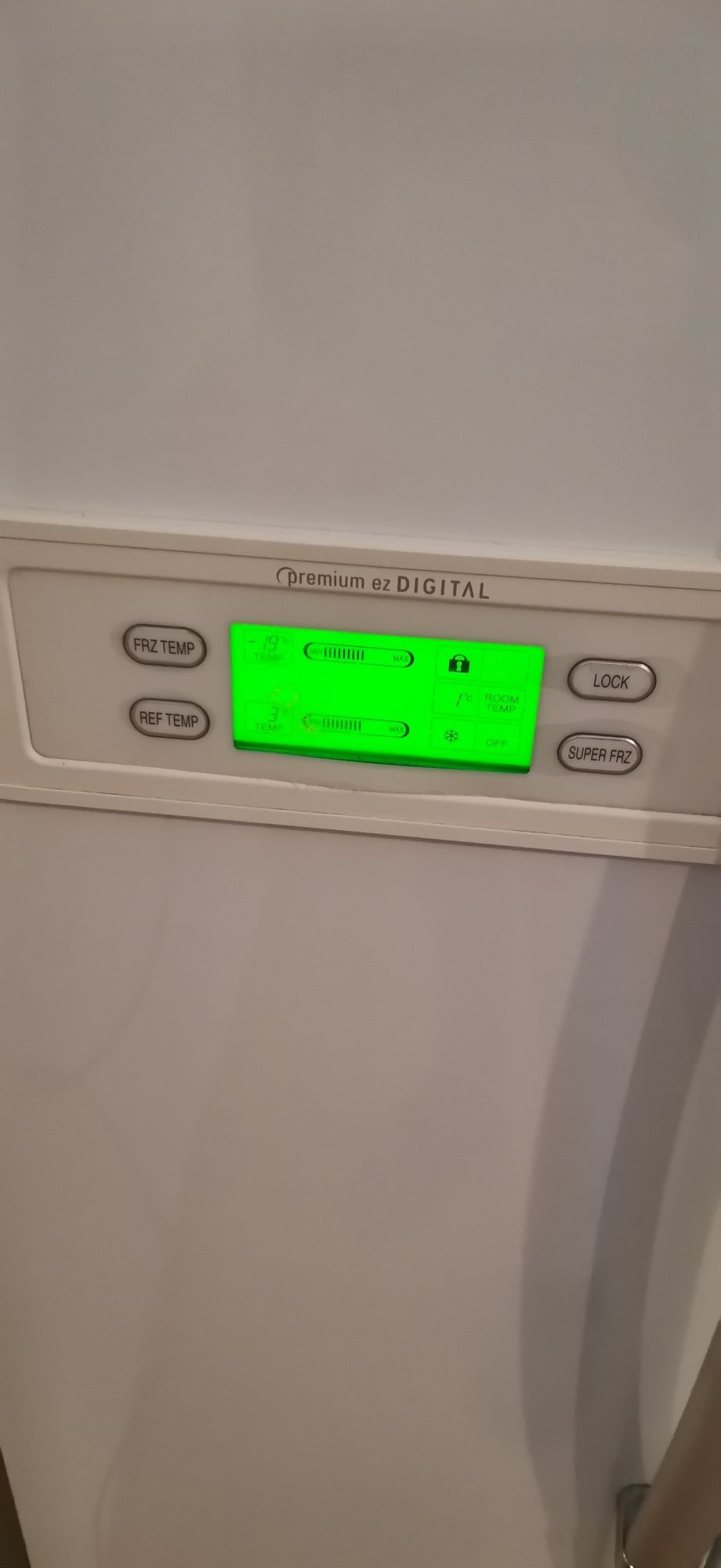 Frigider + congelator 2 uși LG tip american dublu