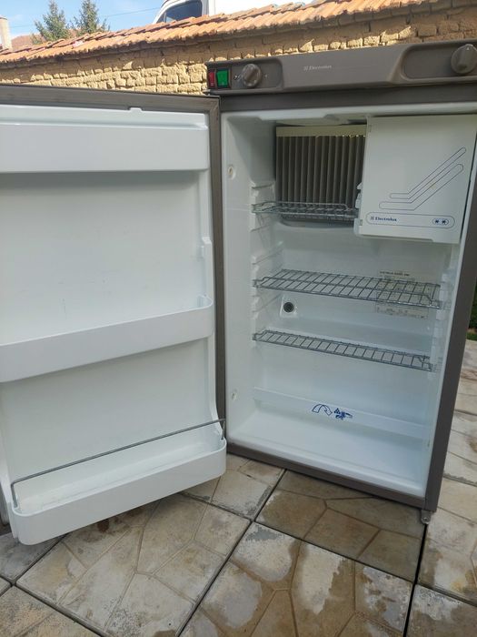 Хладилник за каравана,кемпер.